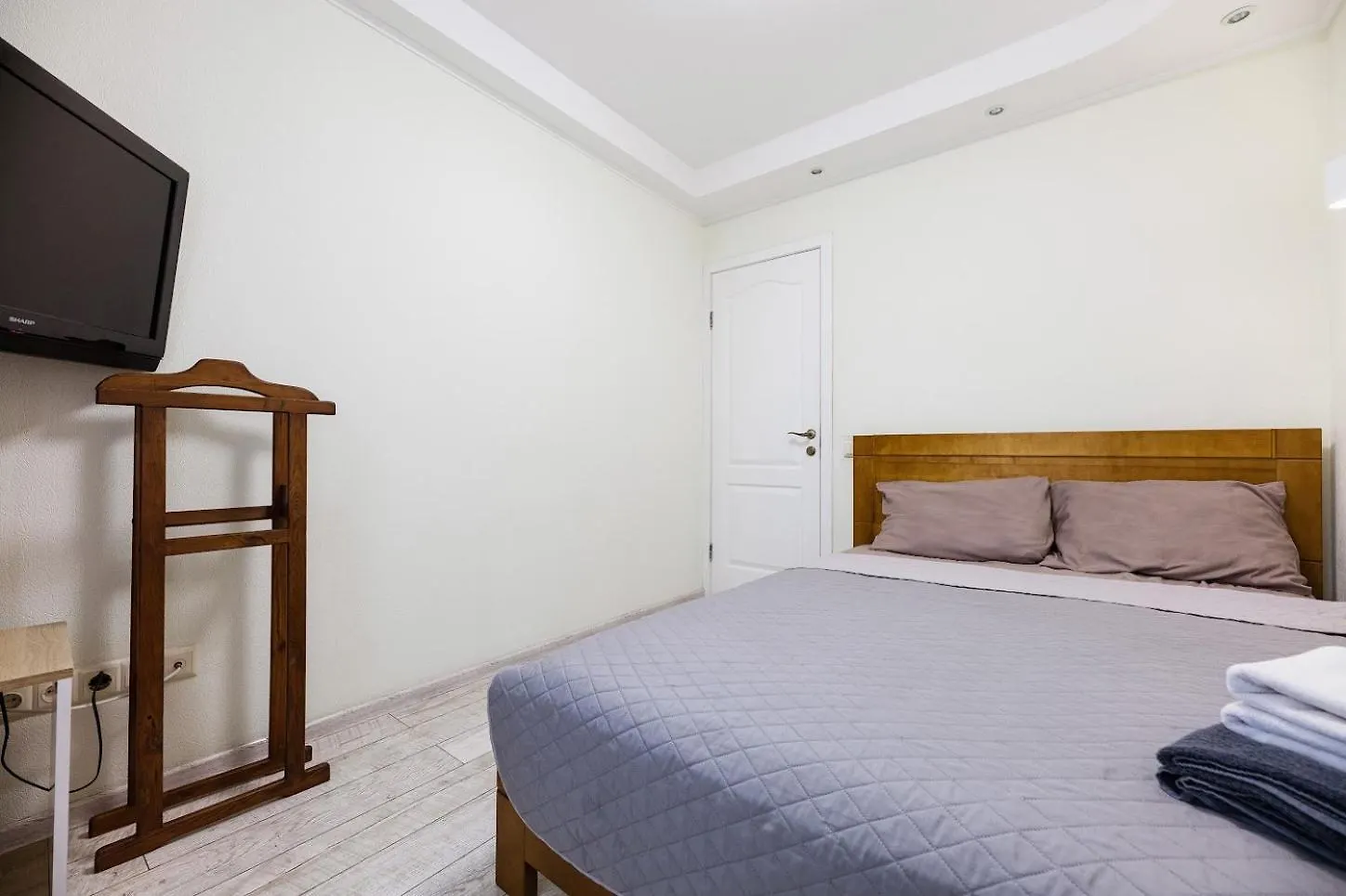 Апартаменти Дарницька Площа Kyiv Apartment